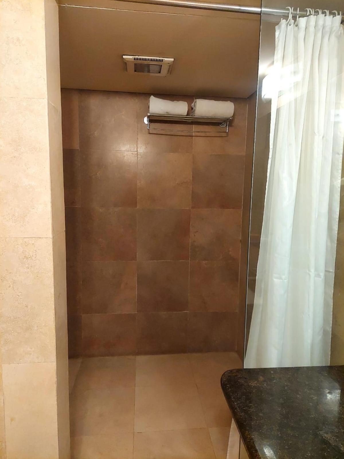 Whispering Palms Hotel جايبور المظهر الخارجي الصورة